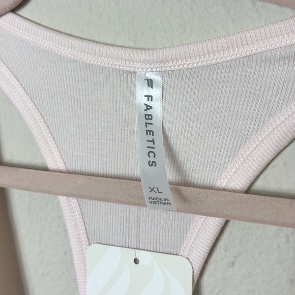 NWT Fabletics  Jess Racerback Tank in blush cream size XL - Picture 5 of 10
